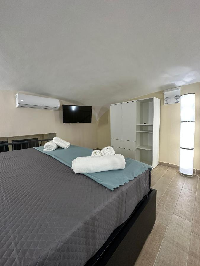 Napoli Centro - La Casa Di Cate Bed & Breakfast Exterior foto